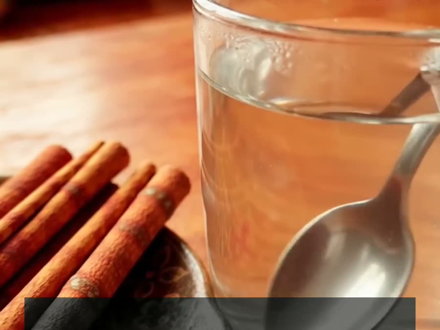 Cinnamon for blood sugar — the warm water trick